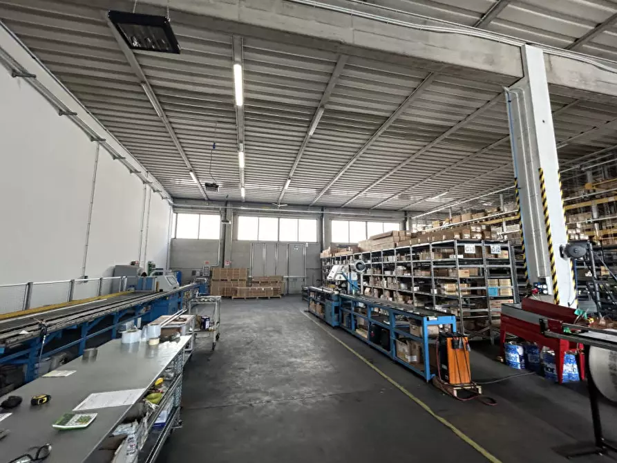 Immagine 8 di Capannone industriale in affitto  in Via Antonio Meucci a Selvazzano Dentro