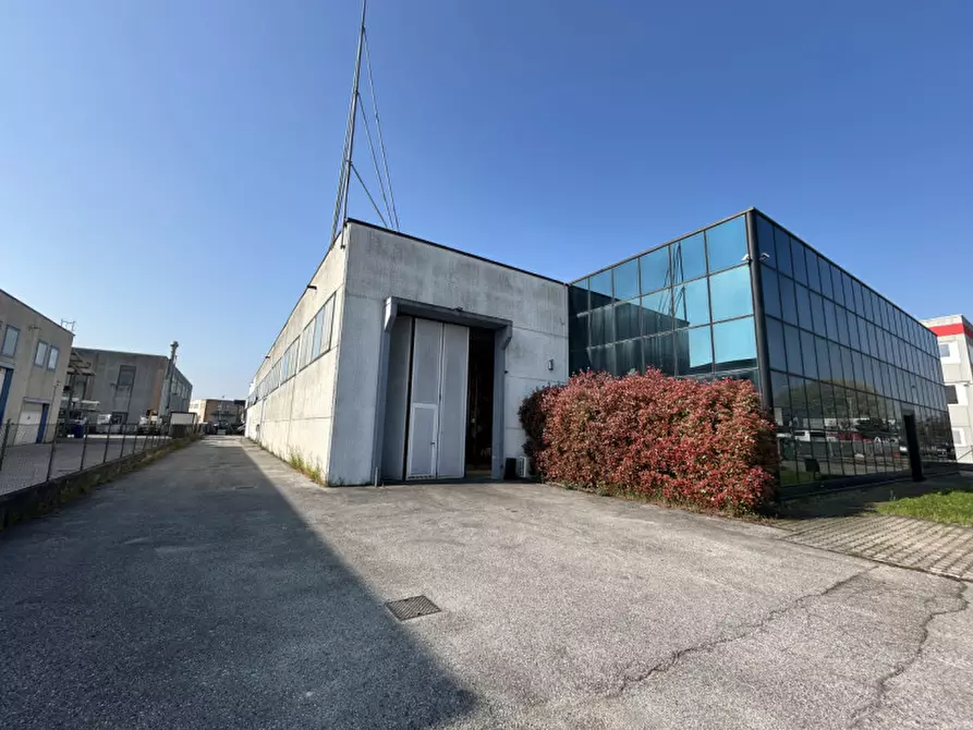 Immagine 13 di Capannone industriale in affitto  in Via Antonio Meucci a Selvazzano Dentro