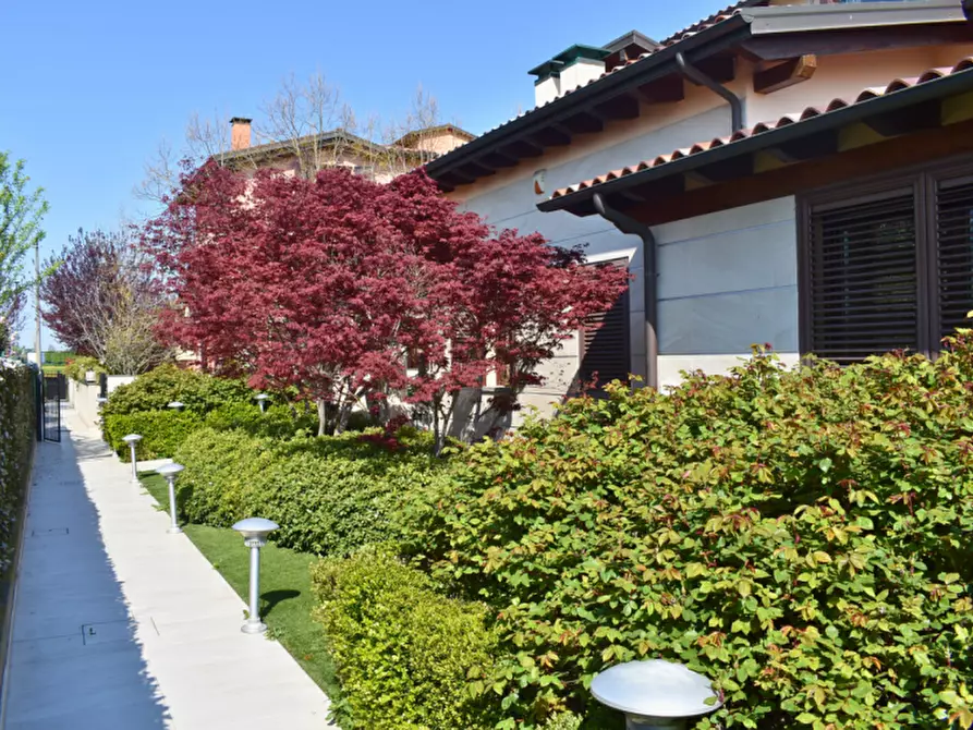 Immagine 6 di Casa bifamiliare in vendita  in Strada del Lazzaretto a Parma