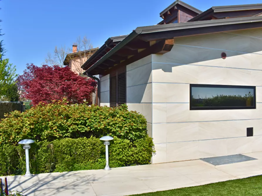 Immagine 7 di Casa bifamiliare in vendita  in Strada del Lazzaretto a Parma