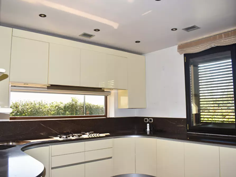 Immagine 22 di Casa bifamiliare in vendita  in Strada del Lazzaretto a Parma