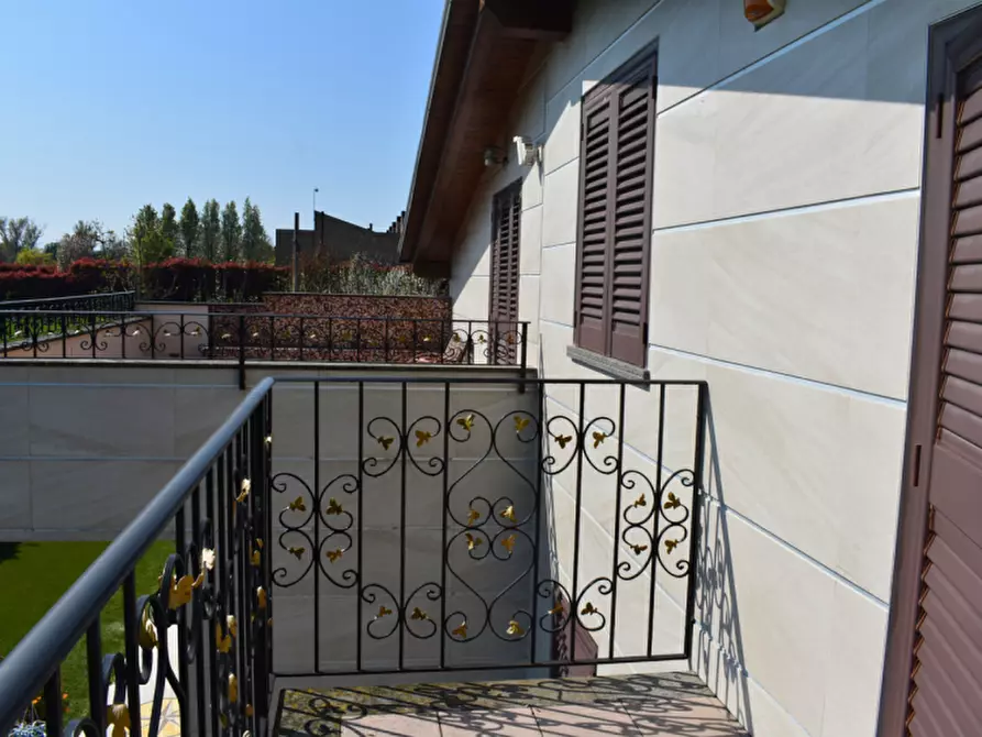 Immagine 41 di Casa bifamiliare in vendita  in Strada del Lazzaretto a Parma