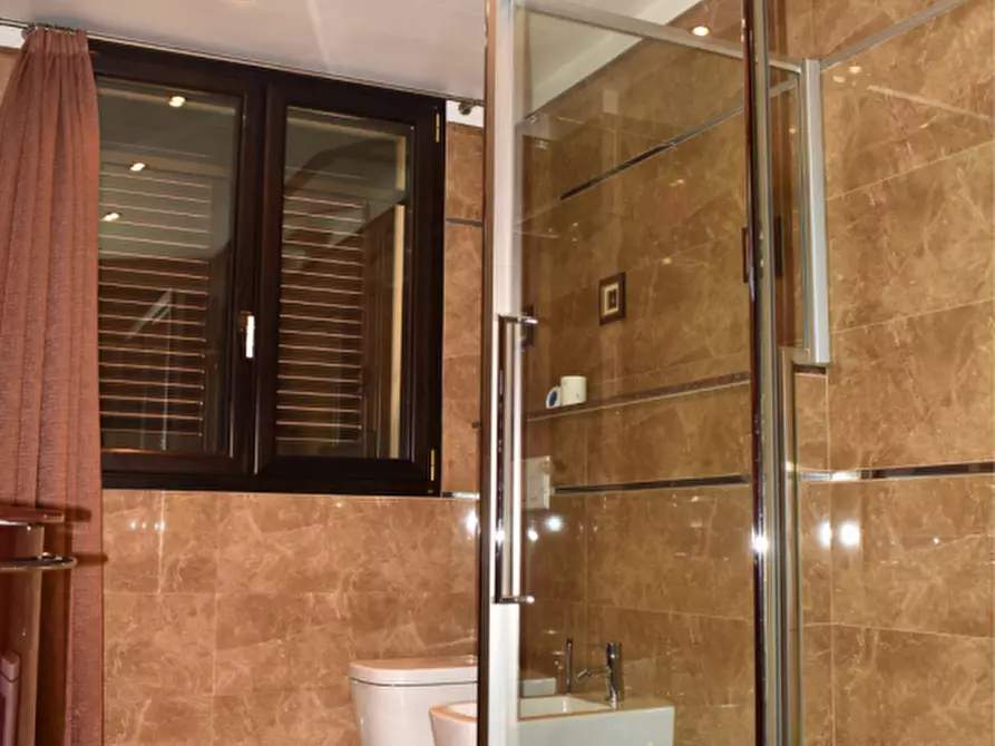 Immagine 50 di Casa bifamiliare in vendita  in Strada del Lazzaretto a Parma