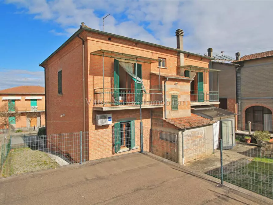 Immagine 2 di Casa indipendente in vendita  in Via Della Resistenza a Montepulciano
