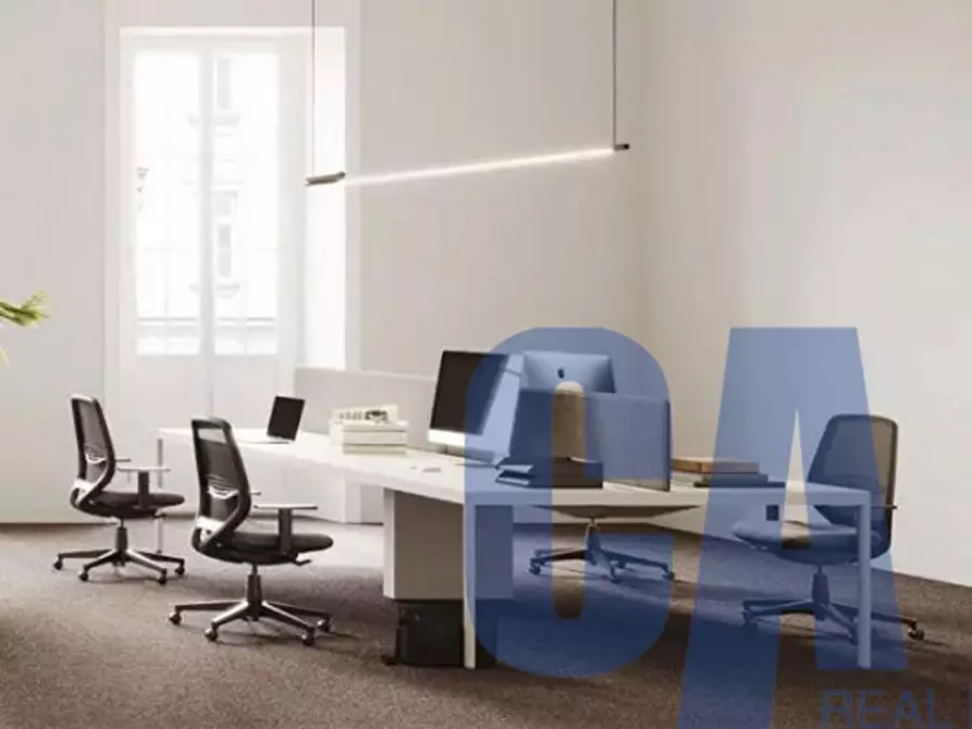 Immagine 5 di Ufficio in affitto  in PIAZZA CORDUSIO a Milano