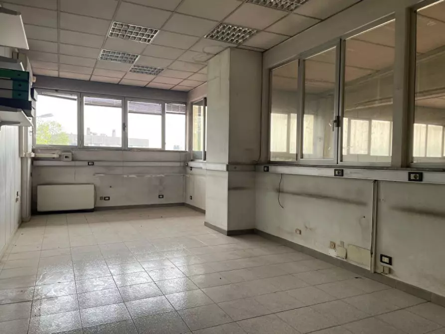 Immagine 26 di Capannone industriale in vendita  in Via Della Meccanica 17 Novate Milanese a Novate Milanese