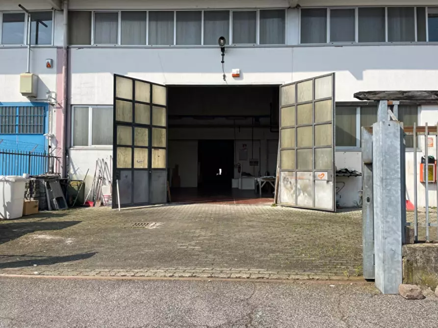Immagine 29 di Capannone industriale in vendita  in Via Della Meccanica 17 Novate Milanese a Novate Milanese