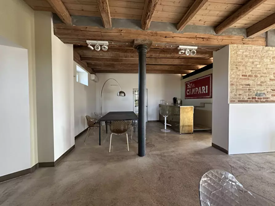 Immagine 2 di Rustico / casale in vendita  a Senigallia