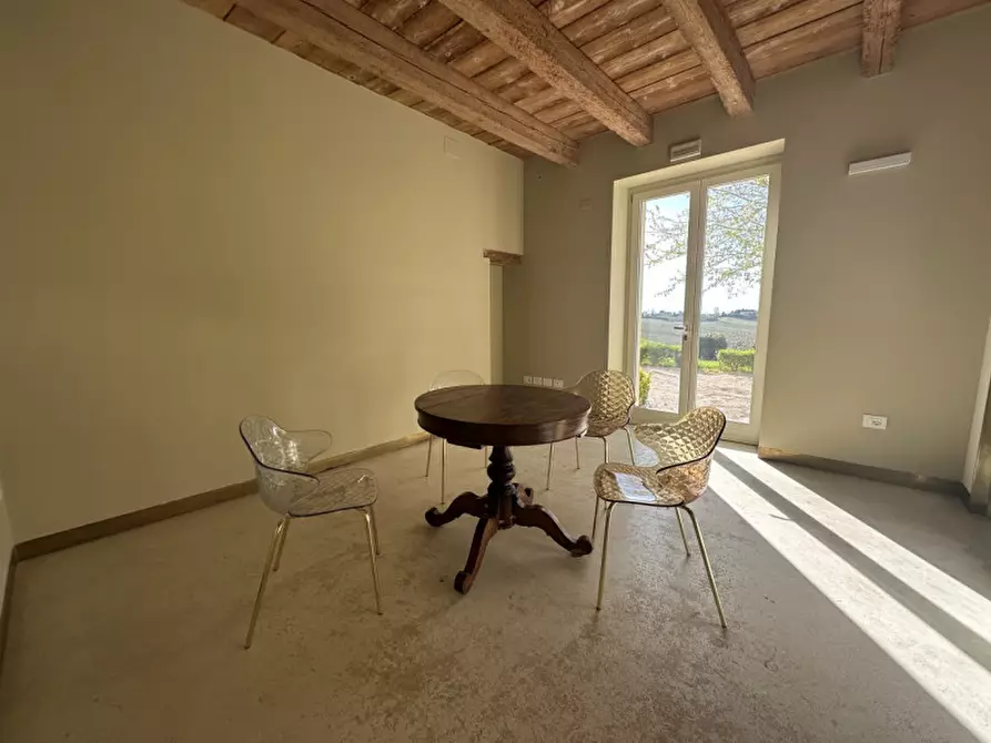 Immagine 6 di Rustico / casale in vendita  a Senigallia