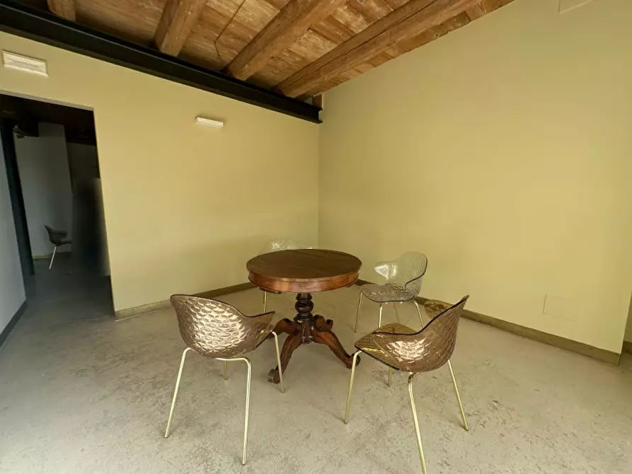 Immagine 7 di Rustico / casale in vendita  a Senigallia