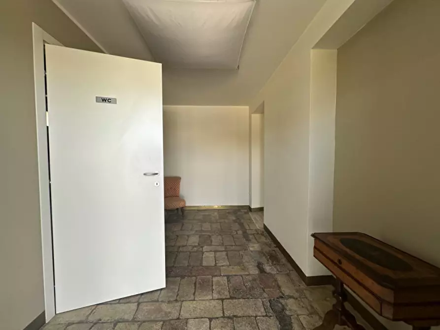 Immagine 16 di Rustico / casale in vendita  a Senigallia