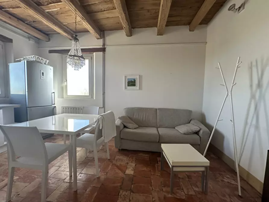 Immagine 22 di Rustico / casale in vendita  a Senigallia