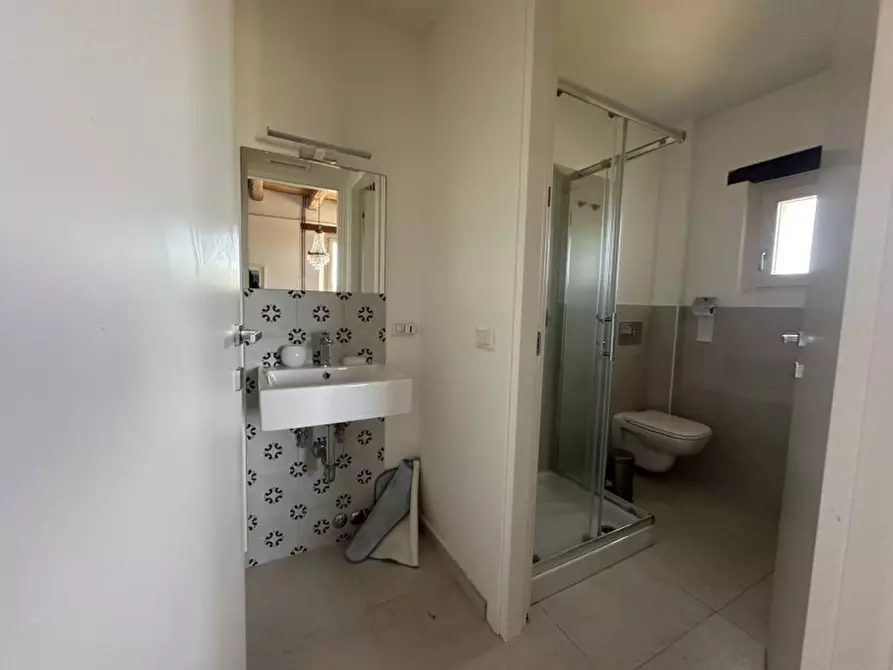 Immagine 26 di Rustico / casale in vendita  a Senigallia