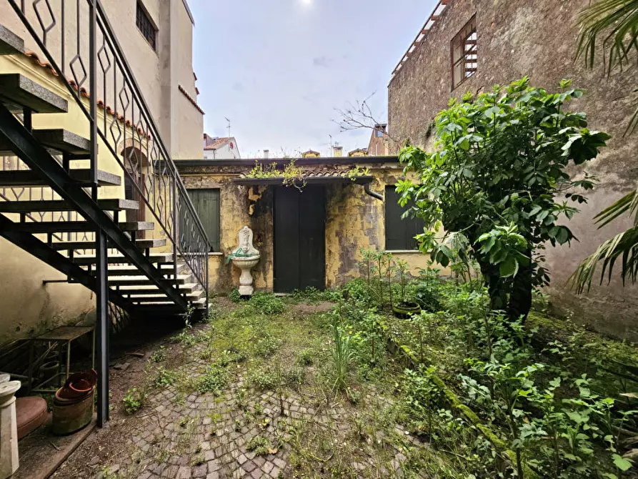 Immagine 25 di Palazzo in vendita  in VIA NAZARIO SAURO a Montagnana