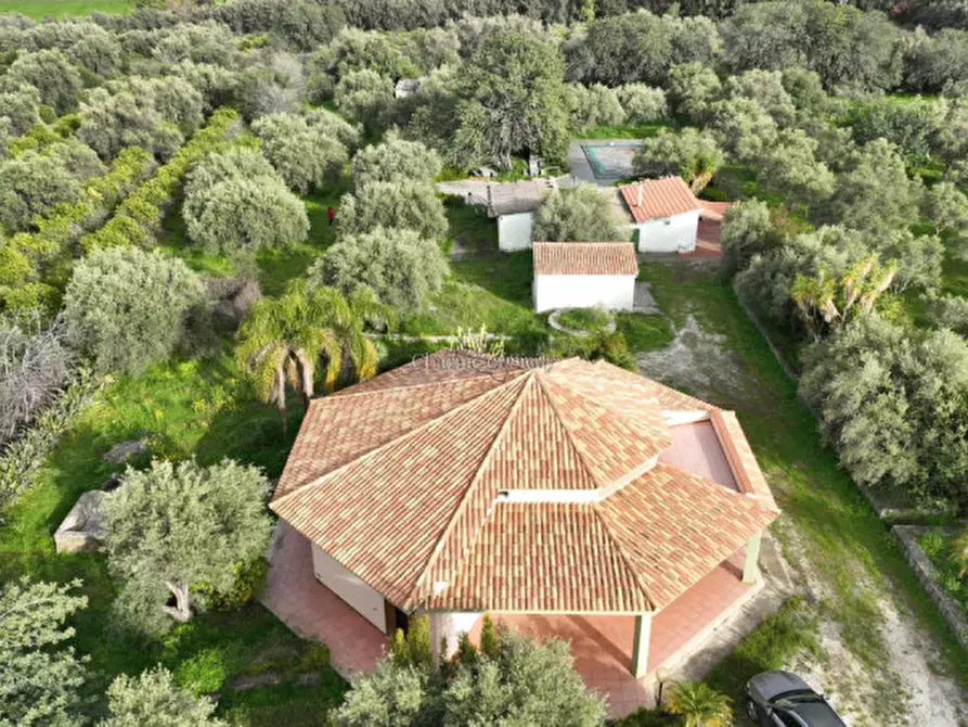 Immagine 11 di Casa indipendente in vendita  a Melilli