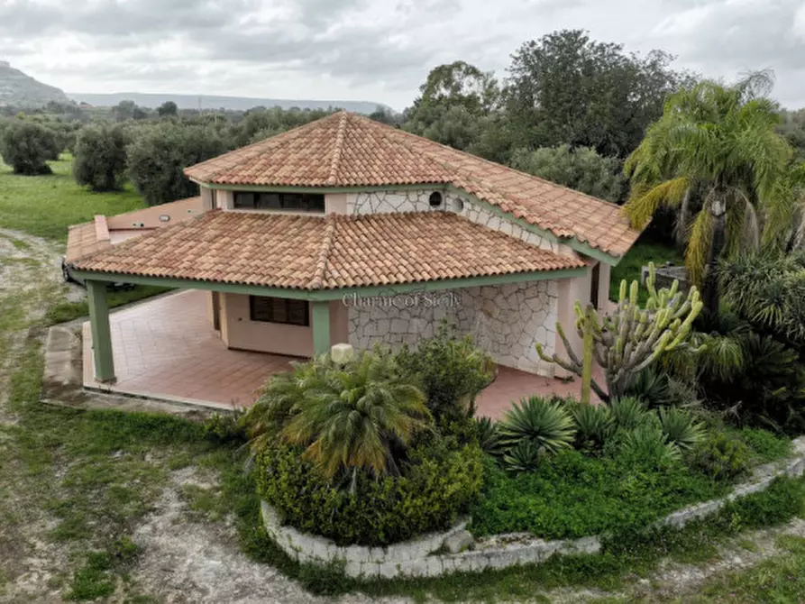 Immagine 12 di Casa indipendente in vendita  a Melilli