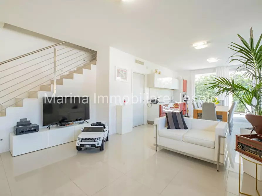 Immagine 4 di Casa bifamiliare in vendita  in VIA TOSCANA a Jesolo