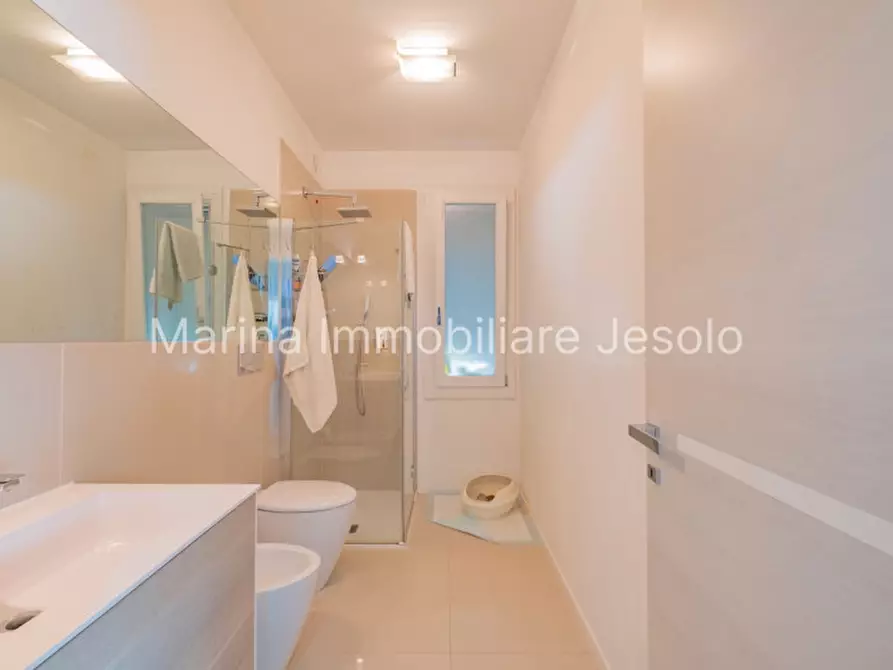 Immagine 12 di Casa bifamiliare in vendita  in VIA TOSCANA a Jesolo