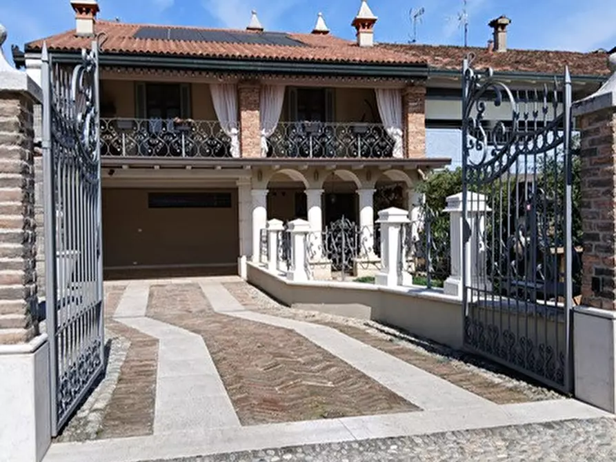 Immagine 92 di Casa indipendente in vendita  in VIA MACINA a Castenedolo