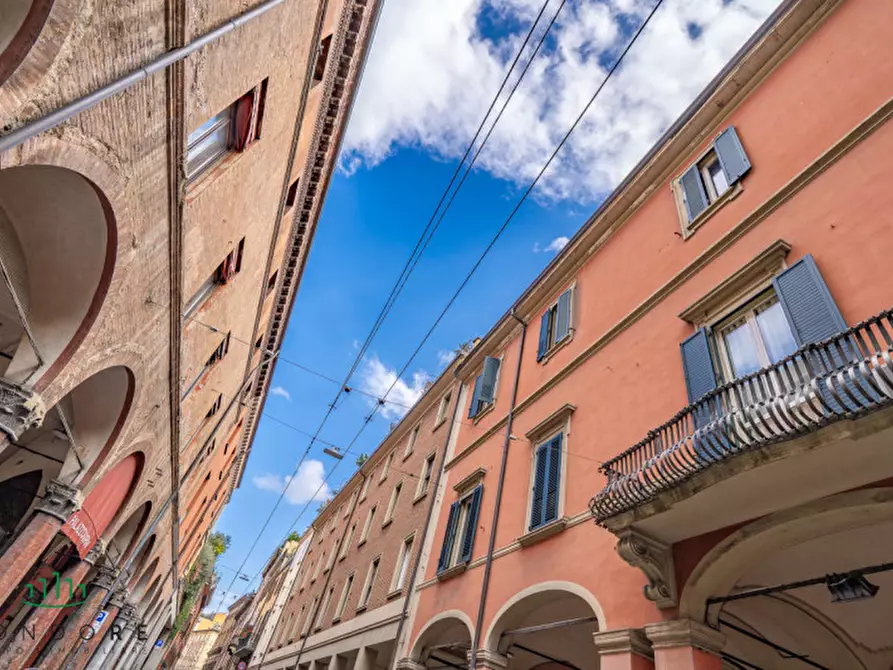 Immagine 1 di Attività commerciale in vendita  in Ad.ze via Ugo Bassi a Bologna