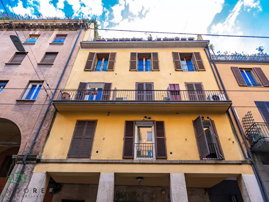 Immagine 5 di Attività commerciale in vendita  in Ad.ze via Ugo Bassi a Bologna