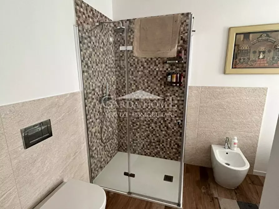 Immagine 14 di Villa in vendita  in Via Tarello a Lonato del Garda