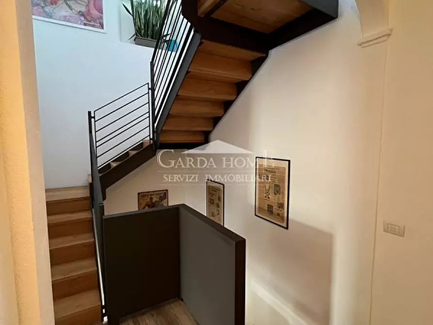 Immagine 19 di Villa in vendita  in Via Tarello a Lonato del Garda