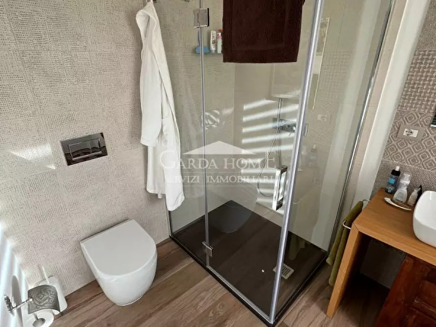 Immagine 20 di Villa in vendita  in Via Tarello a Lonato del Garda