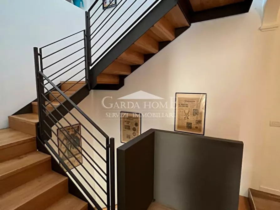 Immagine 22 di Villa in vendita  in Via Tarello a Lonato del Garda