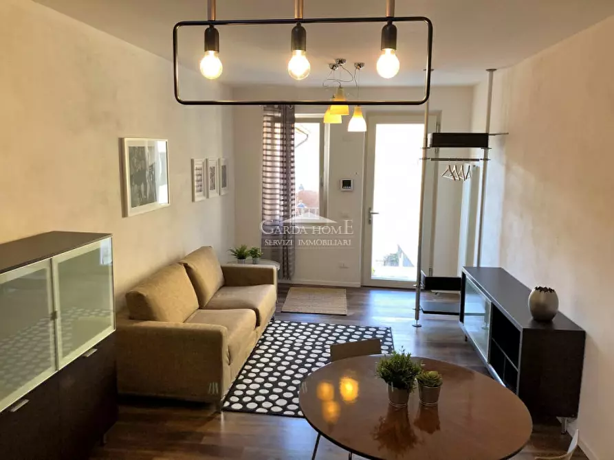 Immagine 26 di Villa in vendita  in Via Tarello a Lonato del Garda