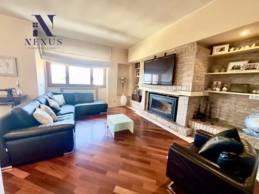 Immagine 9 di Appartamento in vendita  in Via Rossini, 12 a Colli Al Metauro