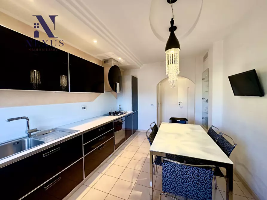 Immagine 23 di Appartamento in vendita  in Via Rossini, 12 a Colli Al Metauro