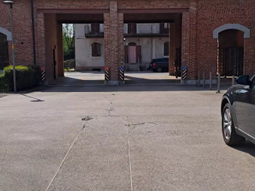 Immagine 4 di Garage in vendita  in Via Venti Settembre a Piazzola Sul Brenta