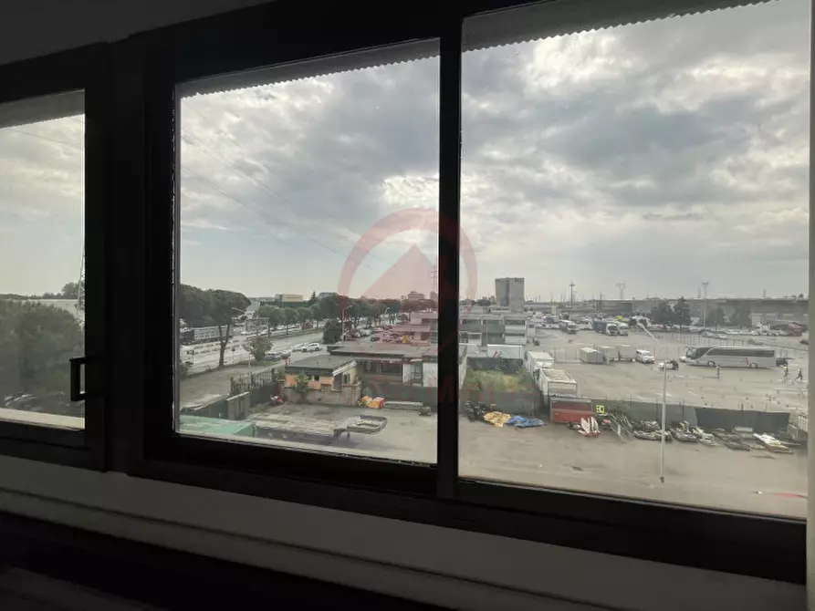 Immagine 14 di Ufficio in vendita  in Corso Stati Uniti a Padova