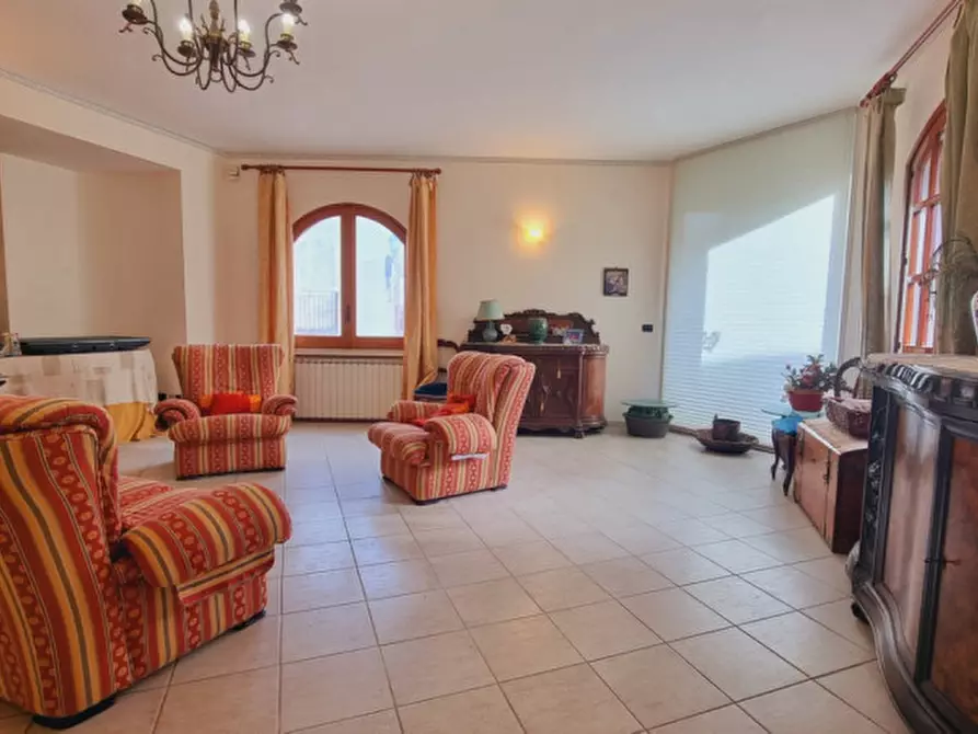 Immagine 1 di Villa in vendita  in VIA GIUSEPPE MAZZINI,N°28 a Pace Del Mela