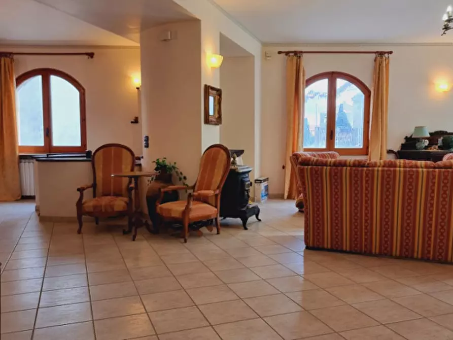 Immagine 2 di Villa in vendita  in VIA GIUSEPPE MAZZINI,N°28 a Pace Del Mela