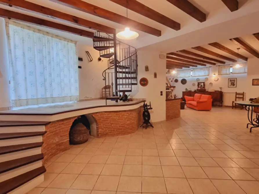 Immagine 5 di Villa in vendita  in VIA GIUSEPPE MAZZINI,N°28 a Pace Del Mela