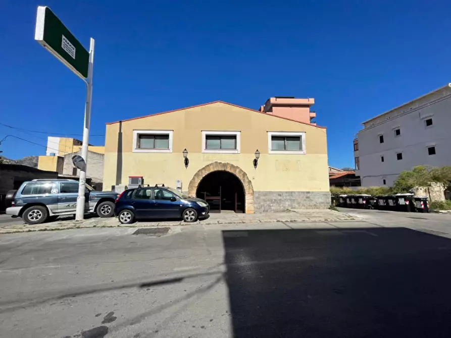 Immagine 3 di Negozio in affitto  in Via Tommaso Natale 113 a Palermo