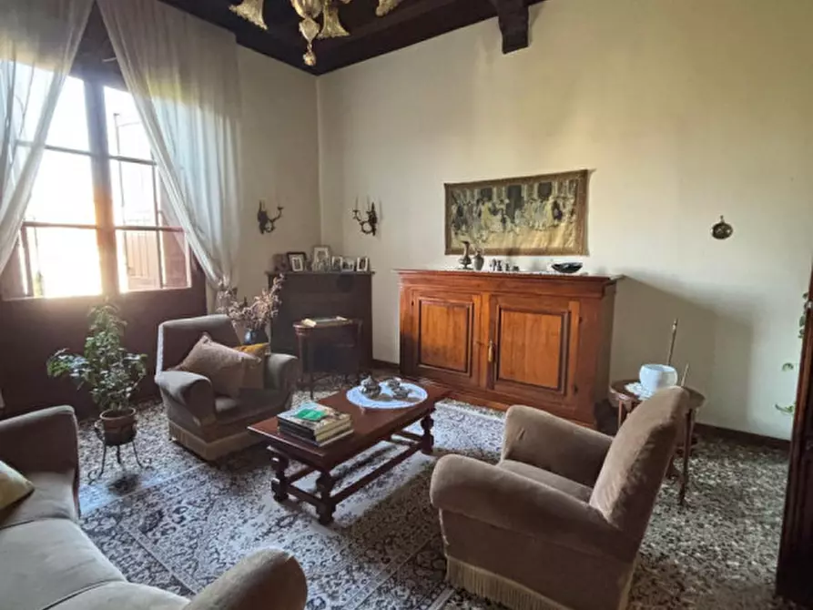 Immagine 1 di Villa in vendita  a Lendinara