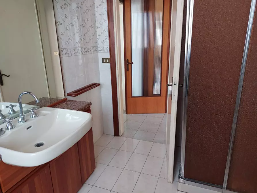 Immagine 17 di Casa bifamiliare in vendita  a Badia Polesine