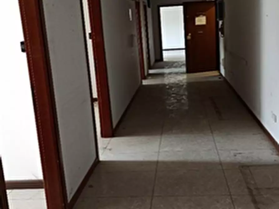 Immagine 4 di Ufficio in vendita  in VIA ALBERE 21/C a Verona