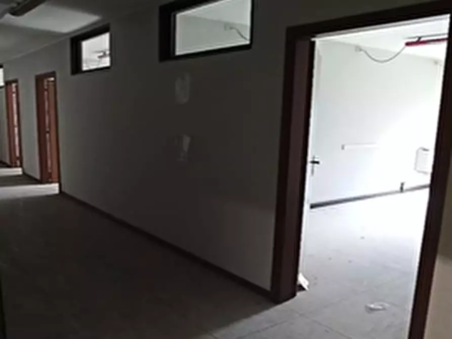 Immagine 5 di Ufficio in vendita  in VIA ALBERE 21/C a Verona