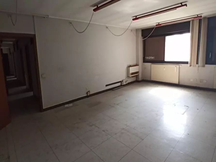 Immagine 6 di Ufficio in vendita  in VIA ALBERE 21/C a Verona