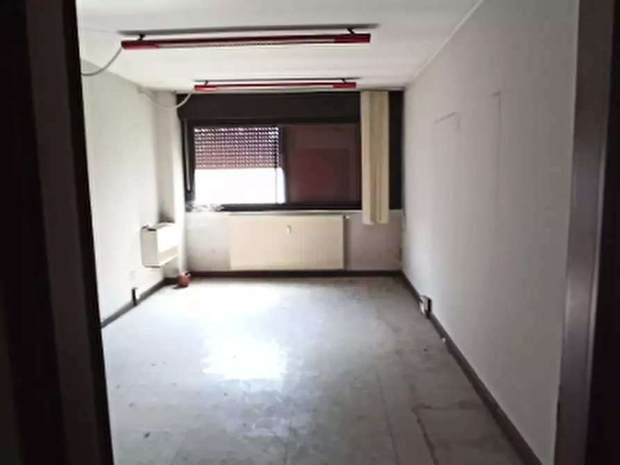 Immagine 9 di Ufficio in vendita  in VIA ALBERE 21/C a Verona