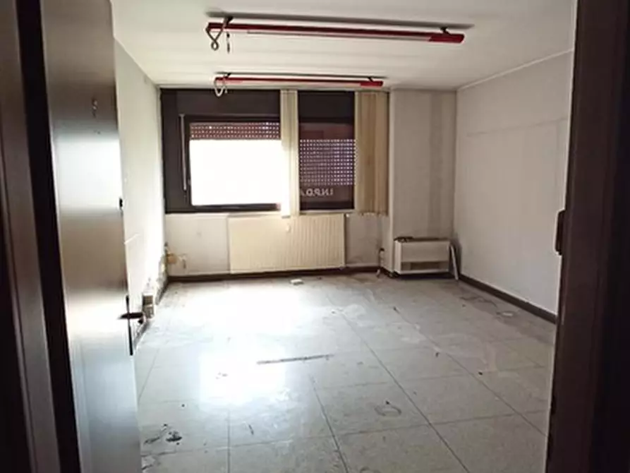 Immagine 10 di Ufficio in vendita  in VIA ALBERE 21/C a Verona