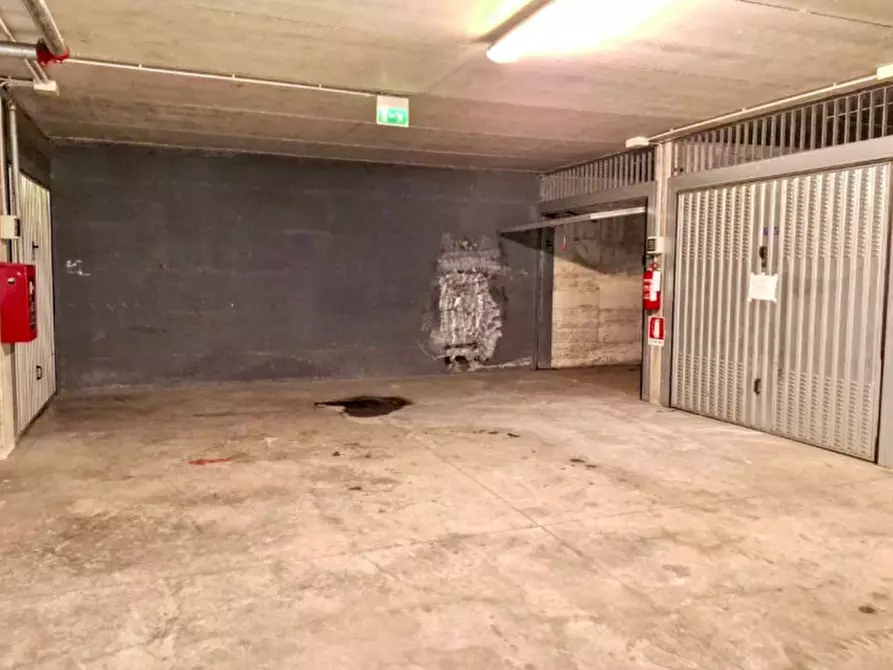 Immagine 3 di Posto auto in vendita  in Via San Vigilio, N. 28 a Milano