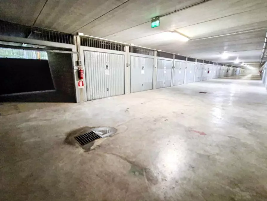 Immagine 4 di Posto auto in vendita  in Via San Vigilio, N. 28 a Milano