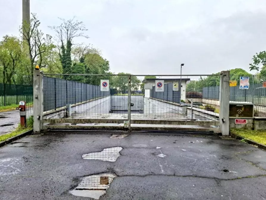 Immagine 10 di Posto auto in vendita  in Via San Vigilio, N. 28 a Milano