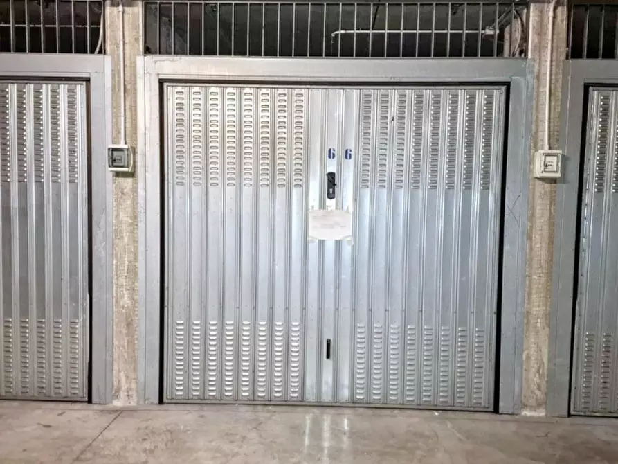 Immagine 1 di Posto auto in vendita  in Via San Vigilio, N. 28 a Milano