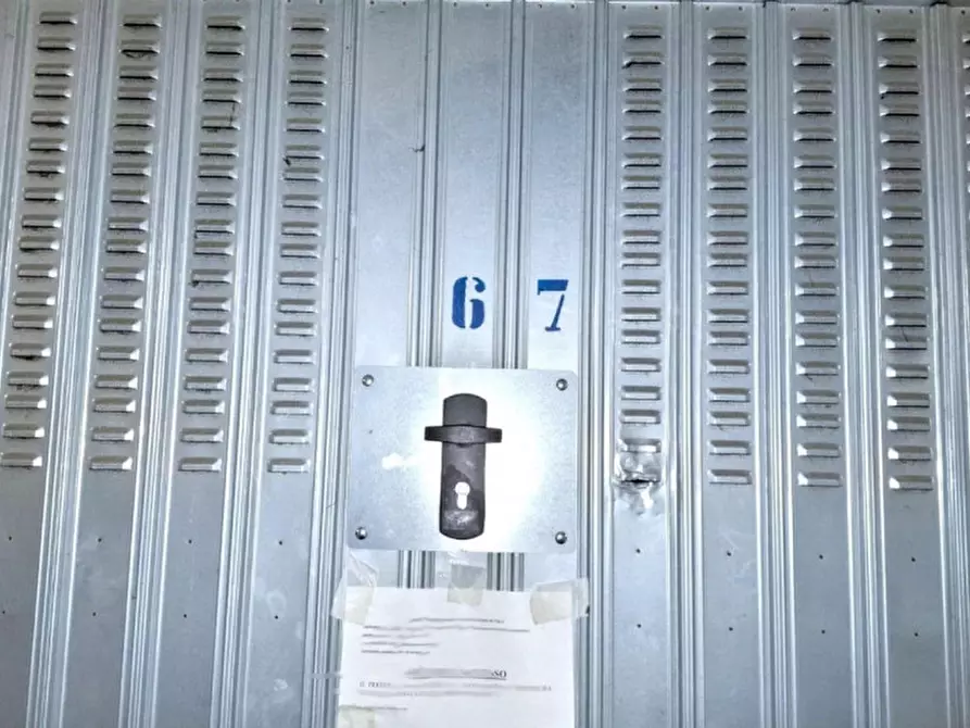 Immagine 9 di Posto auto in vendita  in Via San Vigilio, N. 28 a Milano